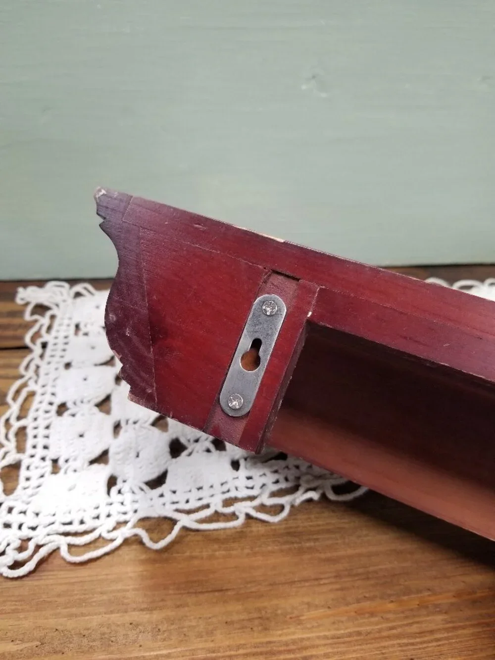 Vintage Wooden Shelf with Plate Groove 24 inch